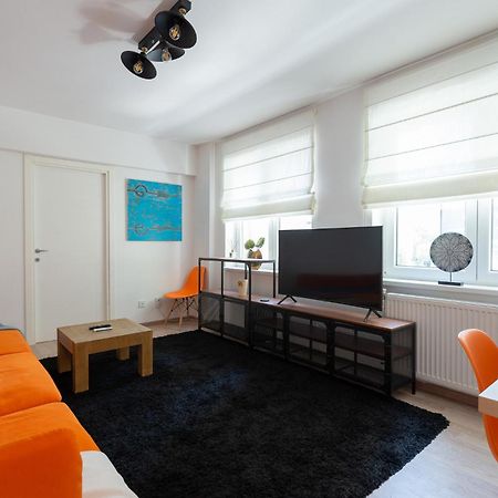 City Center-Cozy One Bedroom Apartment บูคาเรสต์ ภายนอก รูปภาพ